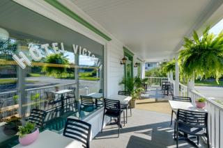 Chambre 302 de l'hôtel Victoria confortable et moderne - 9