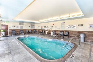 Starboard Point: Stunning Luxury Condo in the heart of DL! - Detroit Lakes - 7