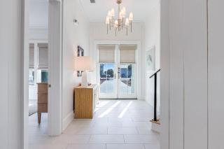 Coastal Comfort - Seacrest - 2