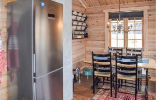 4 Bedroom Awesome Home In Uvdal - 4