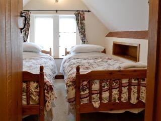 Gingerbread Cottage - Fairford - 4