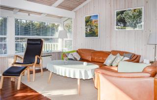 Three-Bedroom Holiday Home In Albak - 9