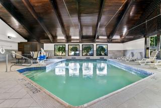 Best Western Plus Flint Airport Inn & Suites - Flint - 7