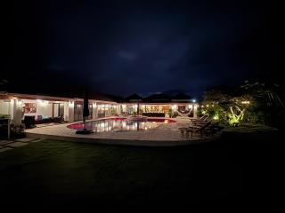 Villa Solara 6 - Luxury 6 Bedroom Villa with Pool, Golf & Lake View - Río Hato - 5