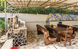 Cozy Apartment In Banjole With Kitchen - 8