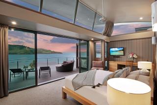 Yacht Club 33 Serenity House Ocean Views 2 Buggies - Hamilton Island - 6