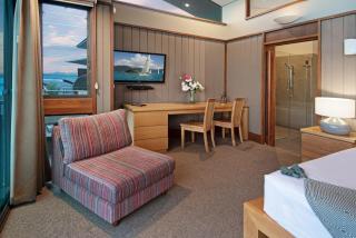 Yacht Club 33 Serenity House Ocean Views 2 Buggies - Hamilton Island - 7