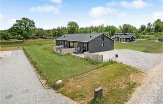 Lovely Home In Glesborg With Sauna - 2