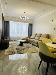 Stylish Furnished 2-Bedroom in Prime Kilimani - Nairobi - 3