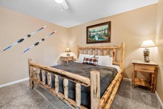 High Hopes - Walk to Lake & Village, Bumper Pool, Fireplace - 7