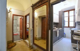 2 Bedroom Nice Apartment In Arezzo - Arezzo - 3