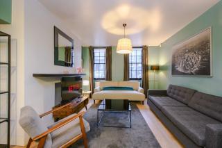 Central Cove - Fitzrovia - By Frankie Says - Londra - 3
