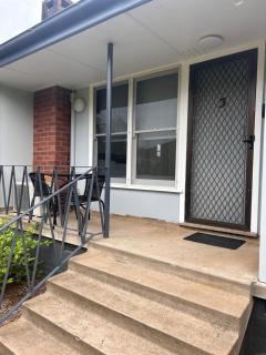 #4 Waddell Studio Apartment - Canowindra - 3