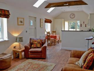 Wheatsheaf Cottage - Nun Monkton - 8