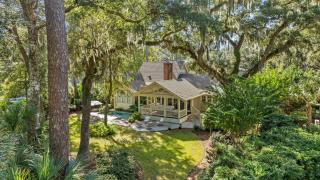 Luxurious 4 - Bedroom Sea Pines Home with Pool, Fire Pit, & Golf Course Views - Sleeps 12 - Hilton Head Island - 6