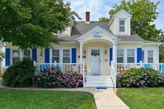 Cottage with Yard in Dtwn Chincoteague! - Chincoteague - 0