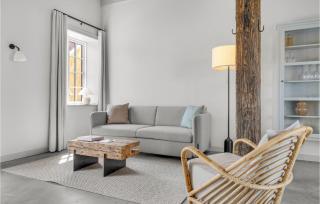 1 Bedroom Lovely Apartment In Humble - Humble - 6