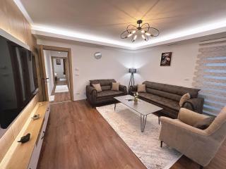 Luxury Apartments - 4 - 2