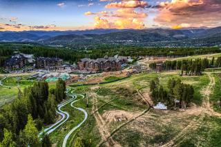 NEW LISTING! One Ski Hill Escape condo - 0