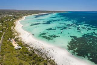 Mint Haus, stylish coastal retreat - Quindalup - 9