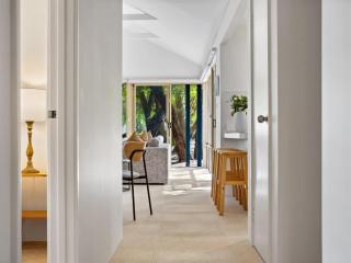 Mint Haus, stylish coastal retreat - Quindalup - 8