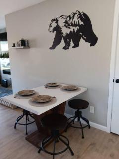 The Bears Den at the Lake - 5