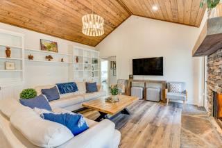Walk to Nantahala Forest Mtn-View Creekside Haven - Hayesville - 7