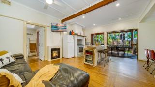 Tilly's Retreat - Central Byron Bay - 5 min walk to Beach! - Byron Bay - 9