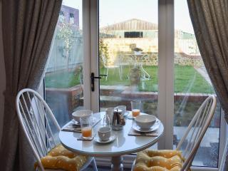 Primrose - Scruton - 3