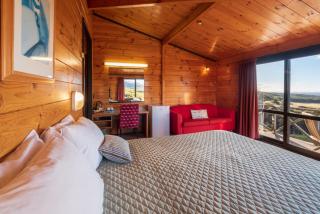 Skotel Alpine Resort - Whakapapa Village - 3