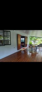 Makalii House - - 4