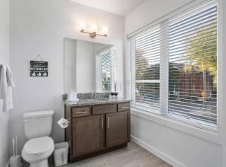 Luxe Penthouse in Old Town Manchester with Views! - Richmond - 3