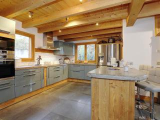 Chalet familial à Bozel, 4 chambres, parking, proche Courchevel et Pralognan - FR-1-575-234 - Bozel - 9