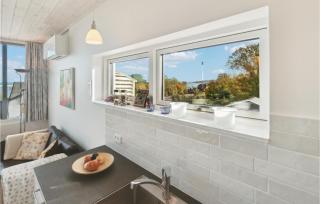 2 Bedroom Nice Apartment In Allinge - Allinge - 5