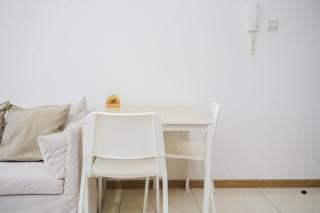 Cozy Living 1BR at M-Town Signature Apartment By Travelio - Tangerang - 8