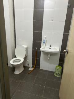 AMRI KLATE Homestay - Seri Iskandar - 2