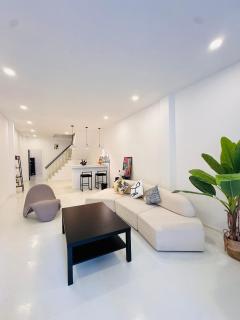 Fivehouse Silom2 soi11 City heart Silom BTS 7min - 0