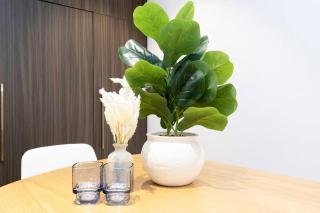 Southbank 2 Bedroom Apartment with Free parking - 5