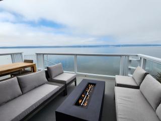 Warm Beach House Stanwood - 4