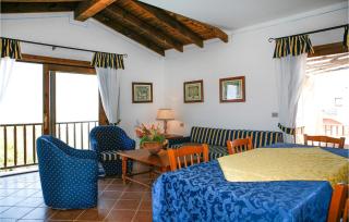Awesome Home In Punta Su Turrione - Cuile Pazzoni - 8
