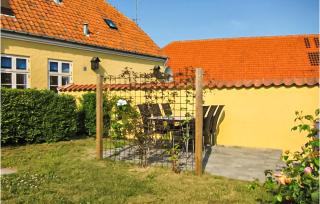 2 Bedroom Cozy Apartment In Svaneke - Svaneke - 1