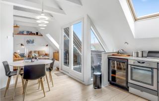 2 Bedroom Cozy Apartment In Svaneke - Svaneke - 6