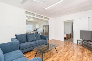 Campbell Cottage - A Beachside Escape in Torquay - Torquay - 4