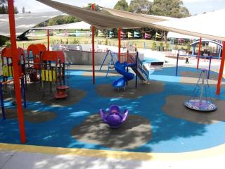 Chic 4 Bedroom House Five Dock - Sydney - 9