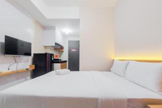 Cozy and Simply Studio at Serpong Garden Apartment By Travelio - 4