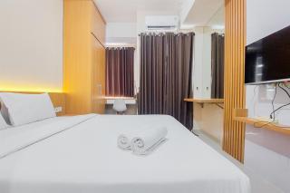 Cozy and Simply Studio at Serpong Garden Apartment By Travelio - 6