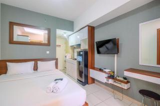 Elegant and Nice Studio at Springlake Summarecon Apartment By Travelio - Bekasi - 0