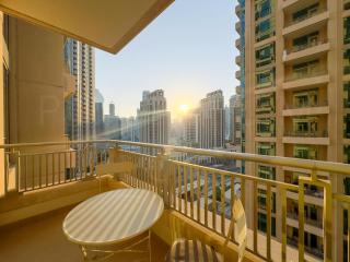 Cozy 1BR in Blvd Central - Near Dubai Mall -1208 - 0