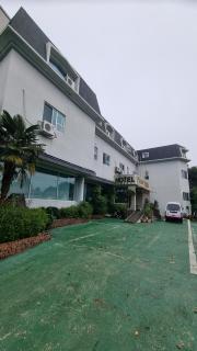 Shiny Hotel - Jeju - 7