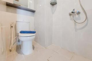 Rare and Cozy Studio with Chic Interior at Serpong Garden Apartment By Travelio - 4